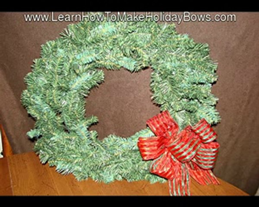 Holiday Decorative Bows to Jazz Up Your Home This Season