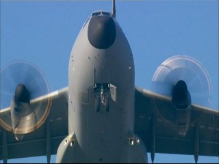 L’Airbus l’A 400M a effectué son premier décollage