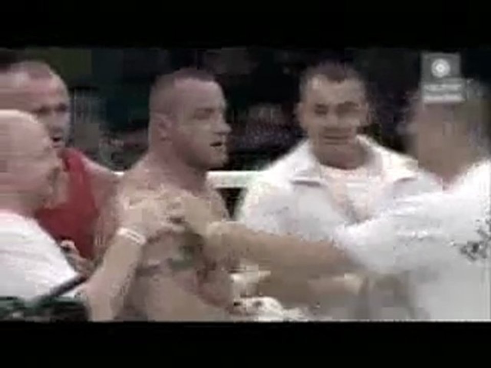pana na N przed Pudzianem uciekanie