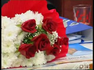 Gül Alır Gül Satarım: Gümüşhanlı Şinasi AKAN'ın Hikayesi 🌸