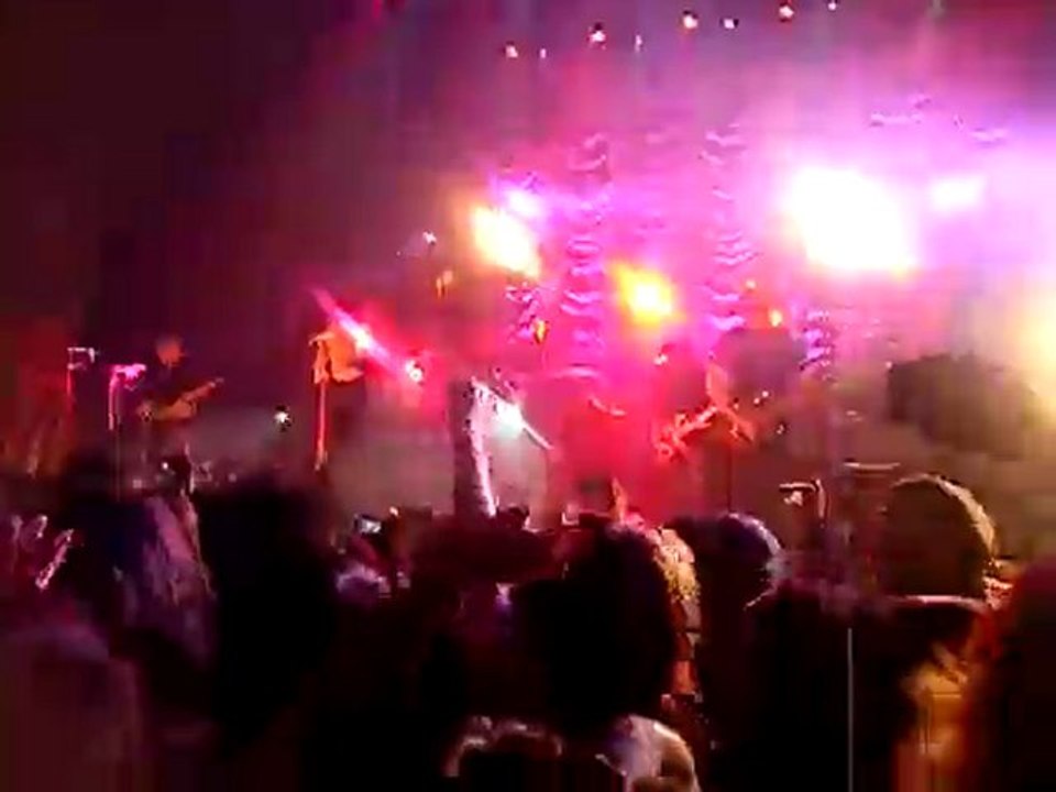 Concert Paramore : Careful