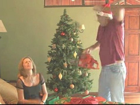 Husband Gives Wife Totally Wrong Christmas Gift