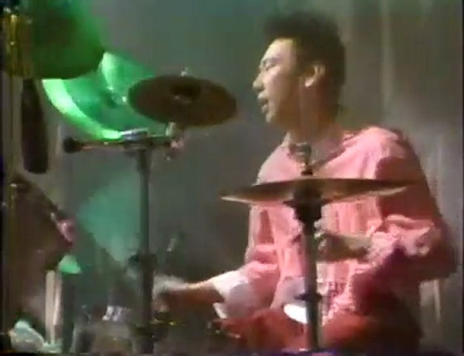 チェッカーズ / 涙のリクエスト