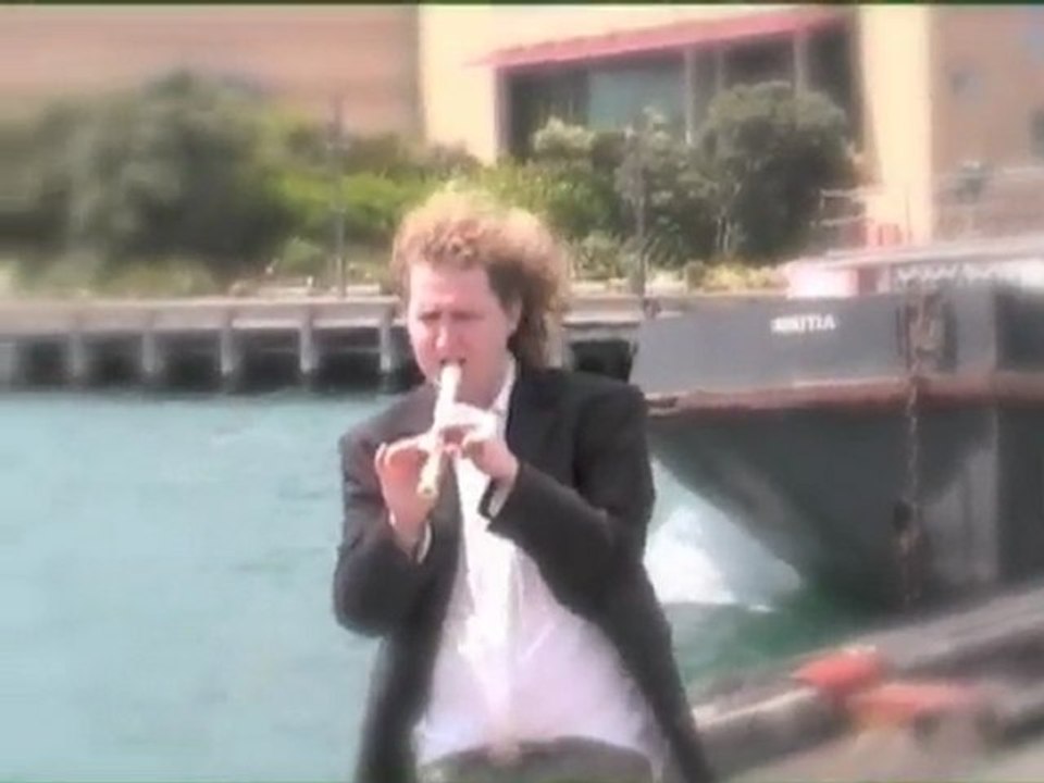 titanic-heart-will-go-on