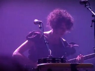 St. Vincent - Marrow (live @ La Cigale, Paris)