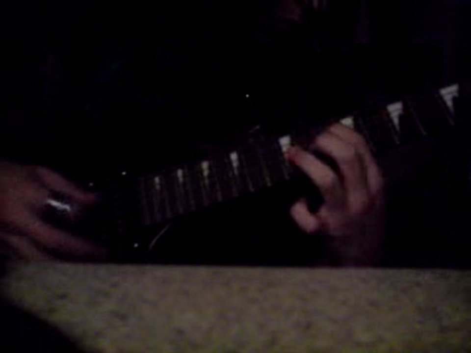 Reita Syndicate à la guitare 5