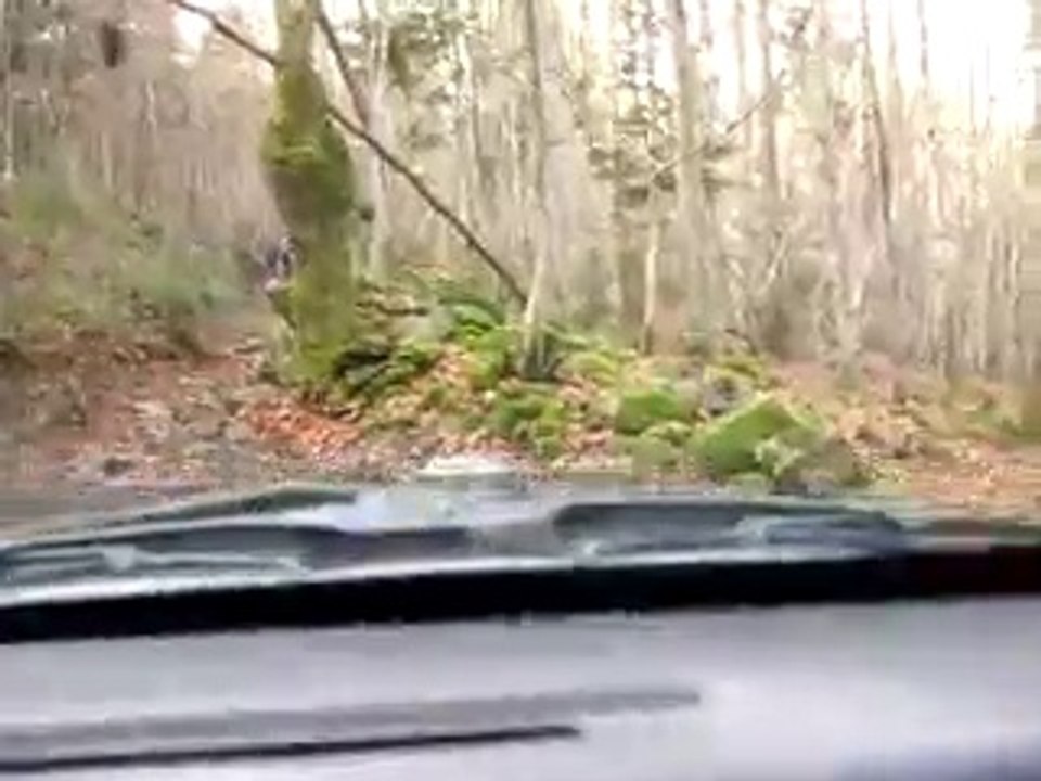 Monique Chaverot Mitsubishi Pajero Piste étroite Rando Télethon Goupil4x4 2009 IMG_0790