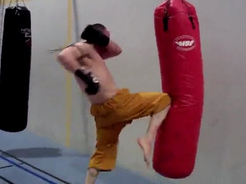 Kito Travail au sac le 16 11 2009
