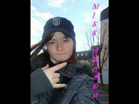 Miss Amanda - La Pauvreté (Amandine du 38)