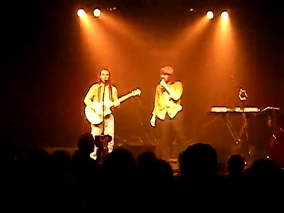 La chanson du dimanche: bide sur "Changeons le monde" !12/12