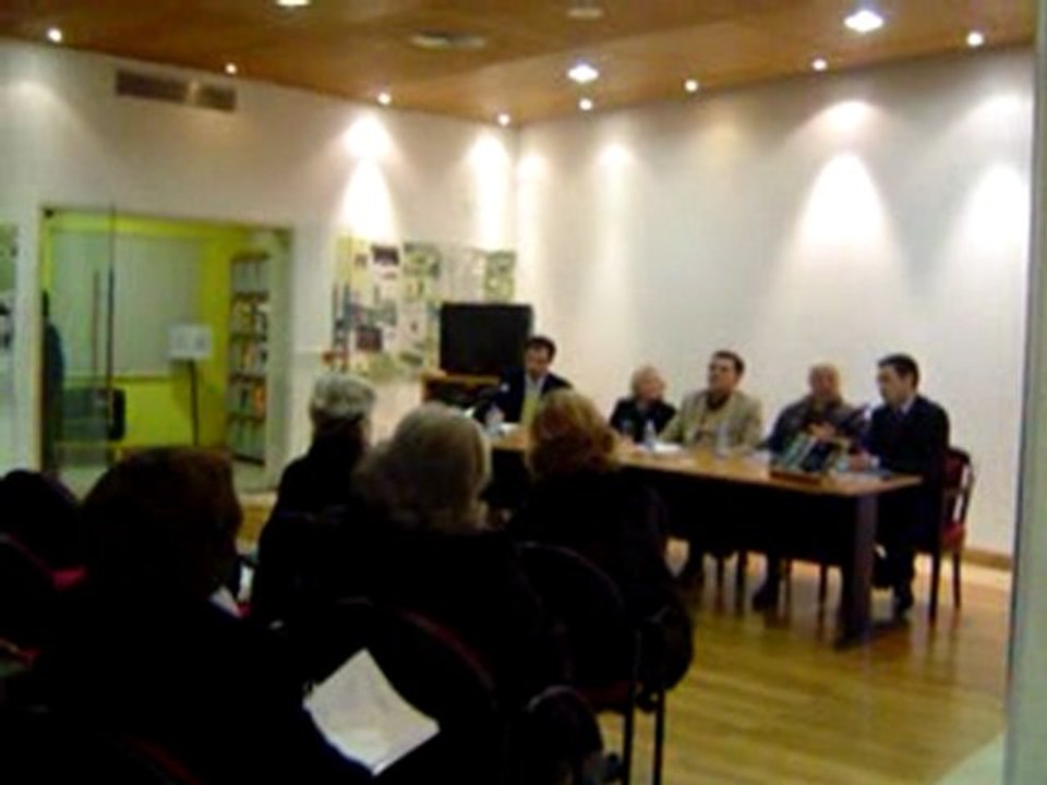 «PÁSSARO NO FLORILÉGIO II, III e IV» de Gilda Maria