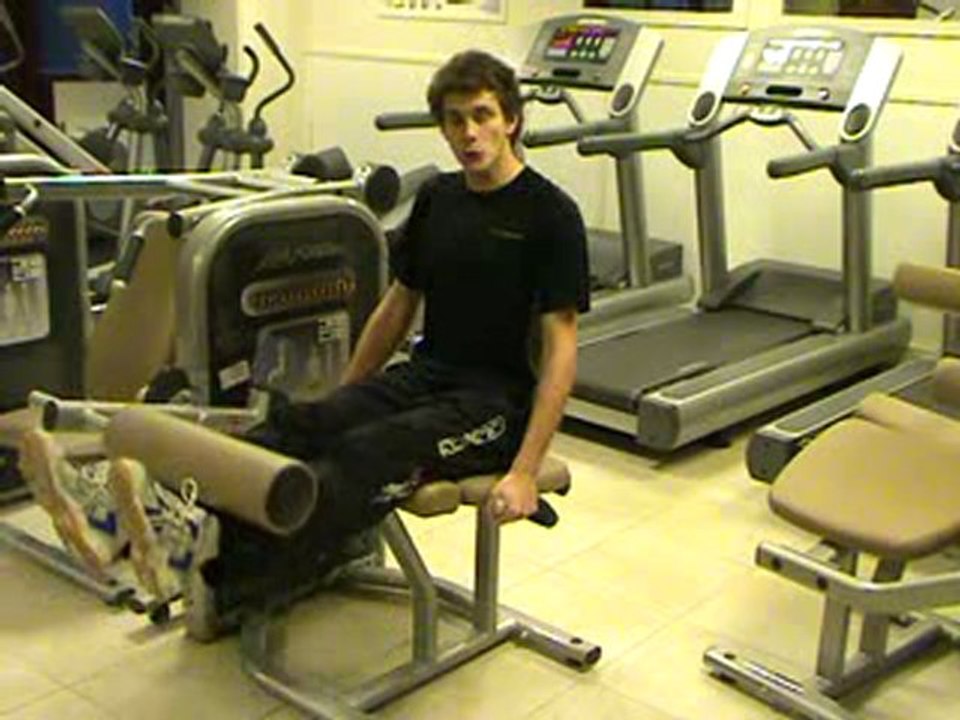 9. Leg extension