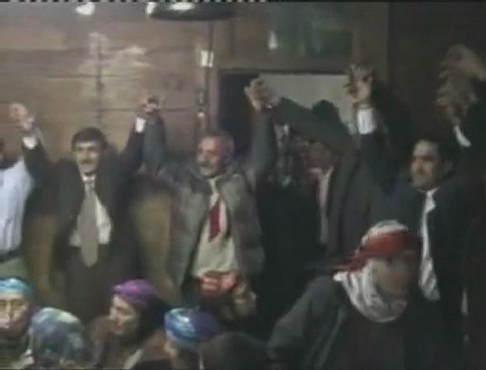 HÜSEYİN-EMEL ŞAHİN DÜĞÜN HALALILARIN GELİŞİ-2-