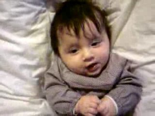 Maïwenn et so hochet sophie la girafe