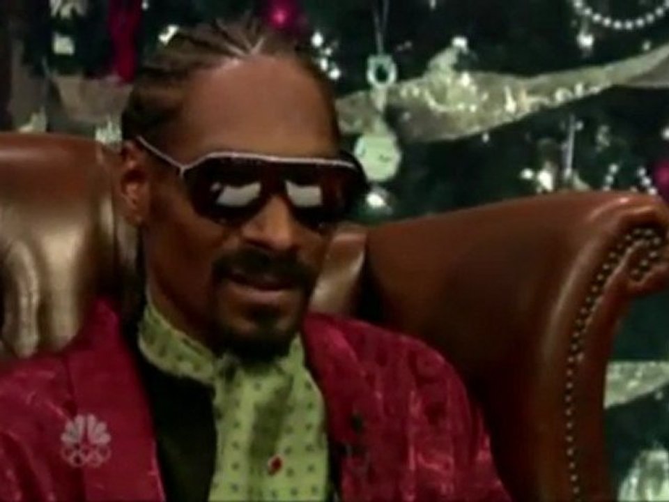 Snoop Dogg Reads  How The Grinch Stole Chrismas