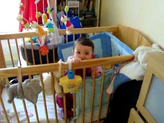 debout dans le lit !