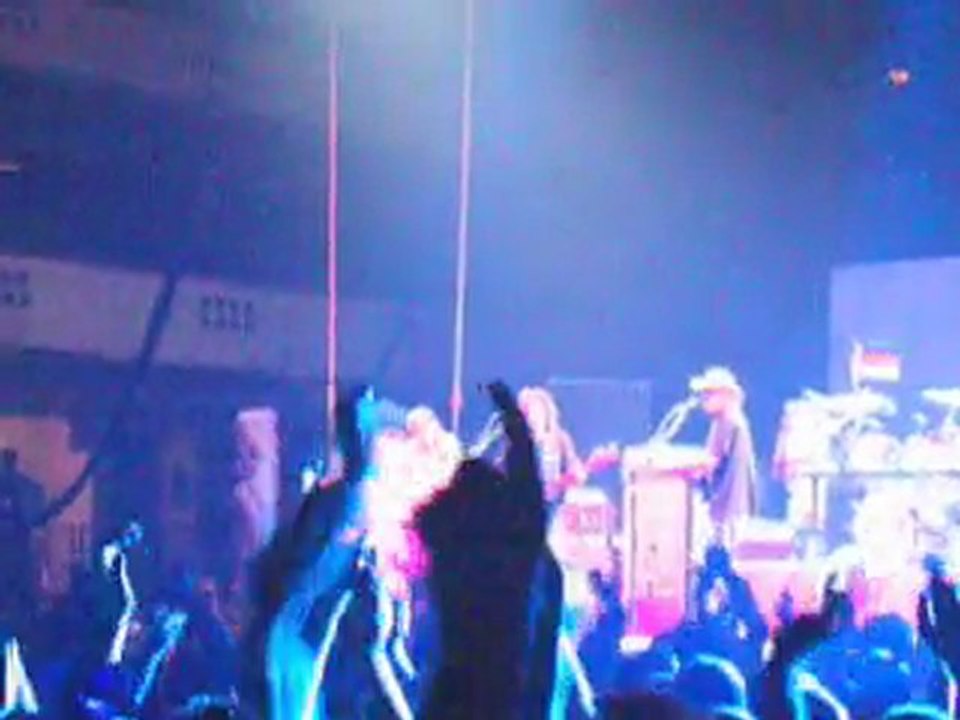 Neil Young - 20-06-2001 Frankfurt - 09 - Like a Hurricane 2