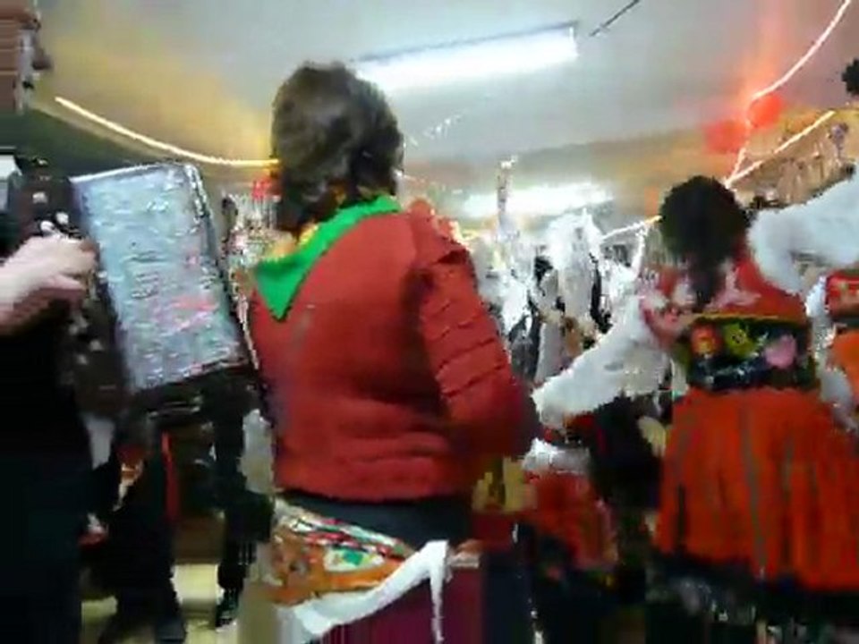 Danse Finale Folklorique du groupe