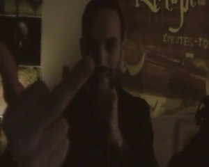 street bench-pour les vraie"dans ta gueule"