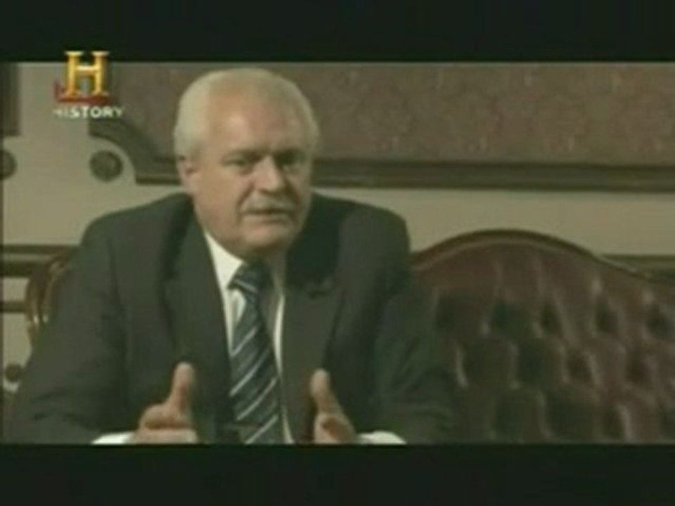 9 Malvinas - Falklands - La batalla aeonaval 1982  HD