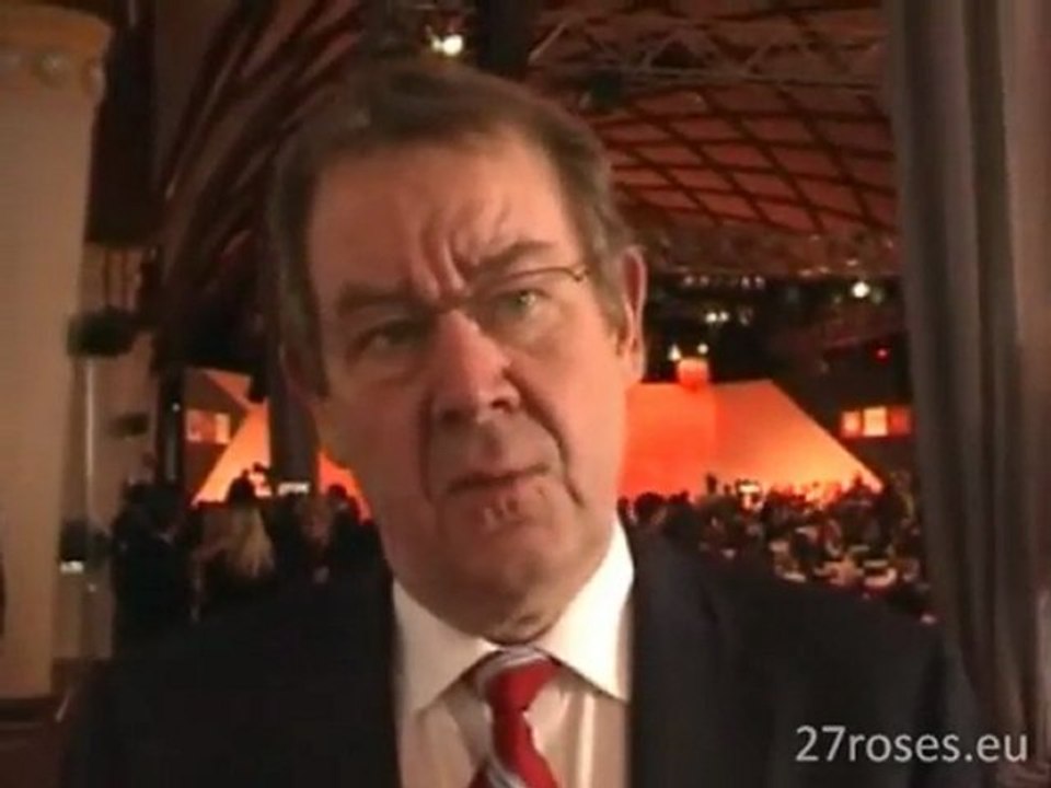 Poul Nyrup Rasmussen - PES congress - Prague, december 2009