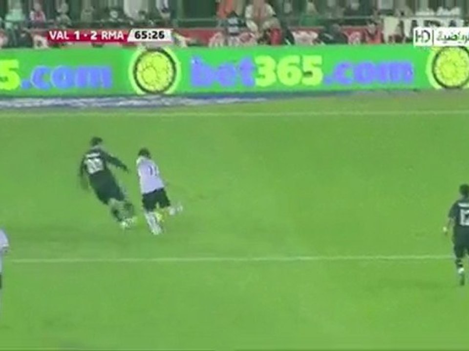 FC Valence 2 - 3 Real Madrid (12/12/09) (Tous les buts)