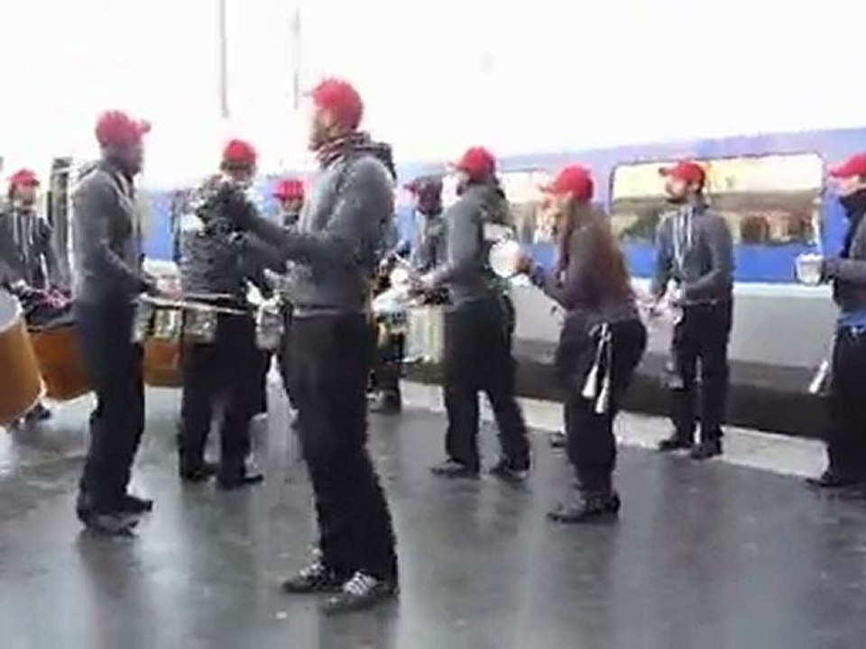 Ens'Batucada,  Gare du Nord, 13 déc 09 Inauguration Thalys