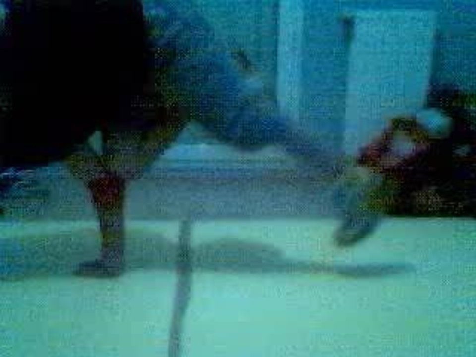 Breakdance blooper