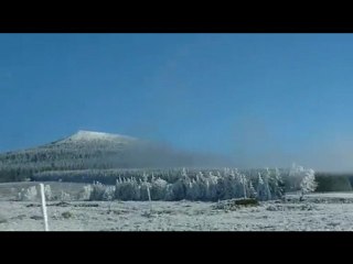 Sur la route entre Madelonnet et le Mont Mézenc le 14/12/09