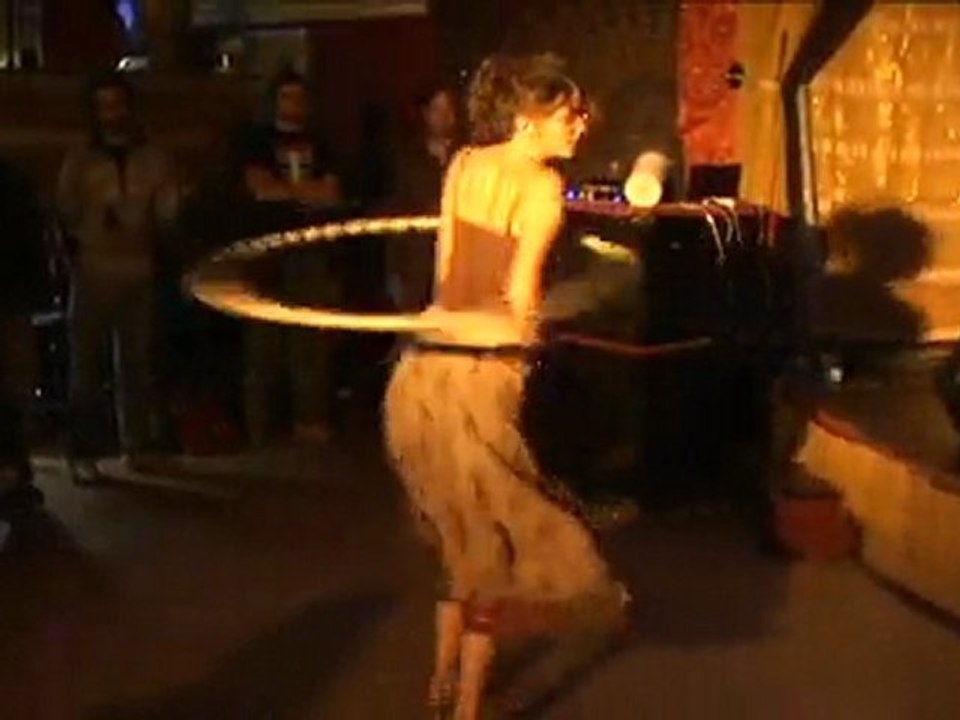 Twisted Wish Holiday Healing - Houpe Troupe