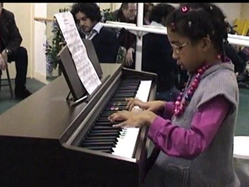 audition de piano d'Eléonore le 13 dec 09