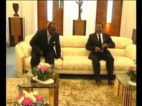 Le President Flançois Bozizé reçu par Paul Biya au Cameroun