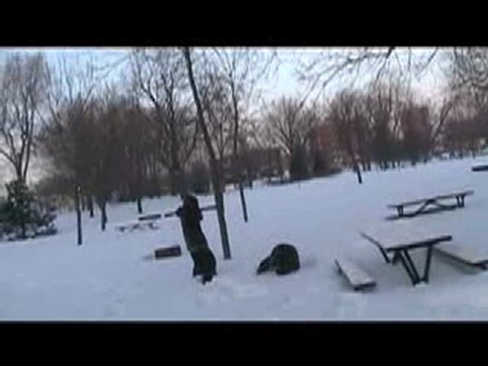 Frontflip raté dans la neige!