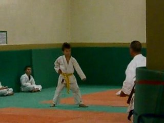Marius passe sa ceinture demi orange karaté partie 2/4