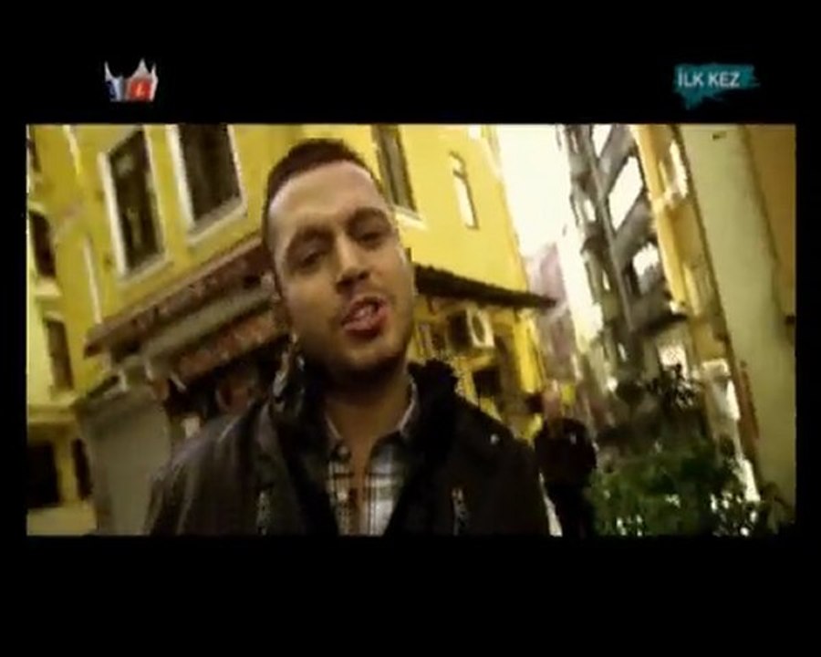 Murat Boz - Gümbür Gümbür Yeni Klip 2010
