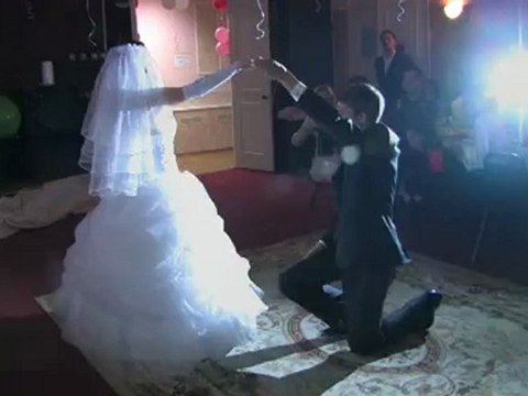 Первый танец Глеба и Ирины 281109