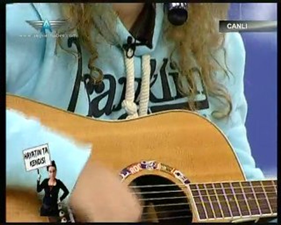 Ece Dorsay - Nothin Compares To You cover - Airport Tv