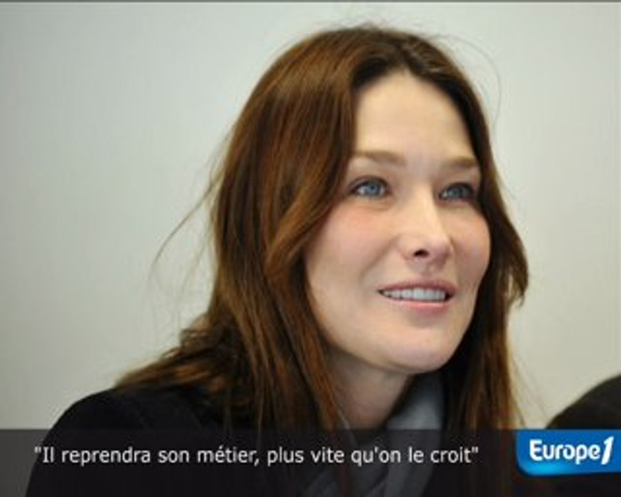 Carla Bruni-Sarkozy: Johnny "reprendra son métier"