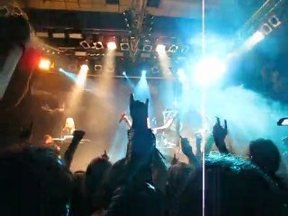 Satyricon : intro "Mother north" Live in Prague 12/12/2009