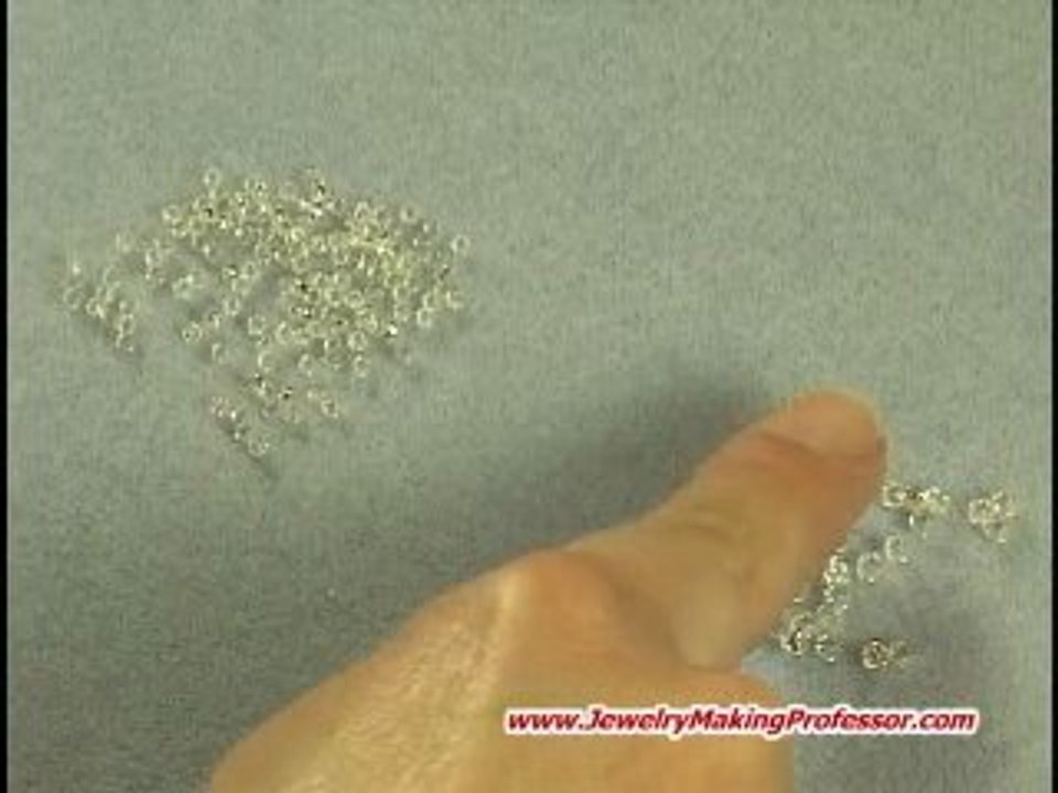 Learn How to Make Beaded Jewelry with this Free Video Course