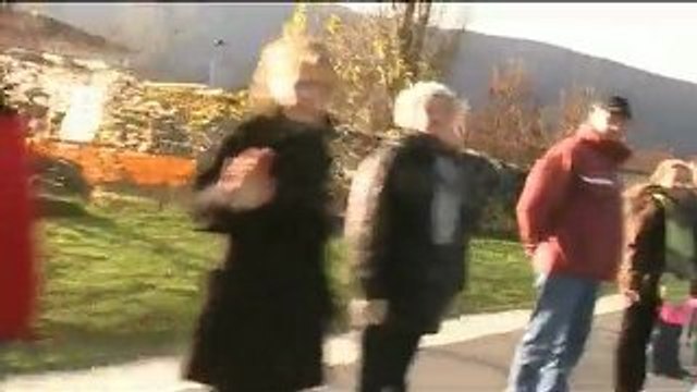 chaine humaine géante FAVERGES ANNECY TELETHON 2009