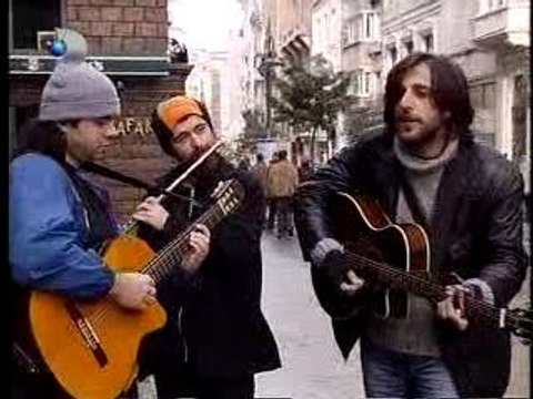 ben seni sevdigimi dunyalara bildirdim