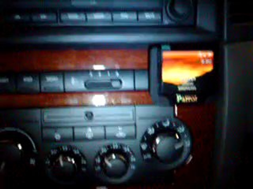 PARROT MKI-9200 DANS JEEP-GRAND-CHEROKEE  autoprestige-4x4