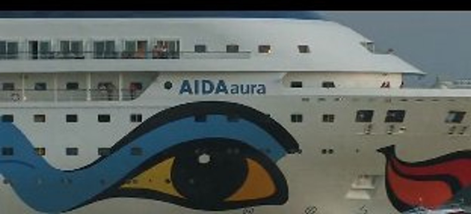 Aida Aura in Hamburg...schöne Impressionen von www.ladefrei.