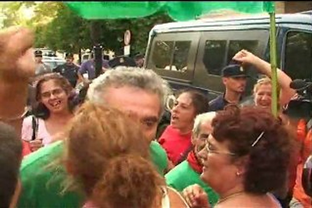 La Dignidad de la Lucha: Salida Detenidos en Sevilla.