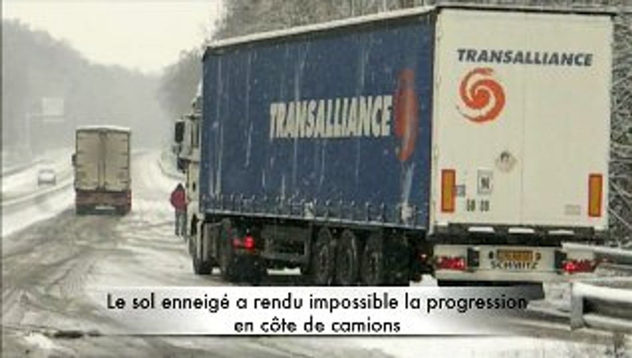RD 1016 : la neige perturbe le trafic