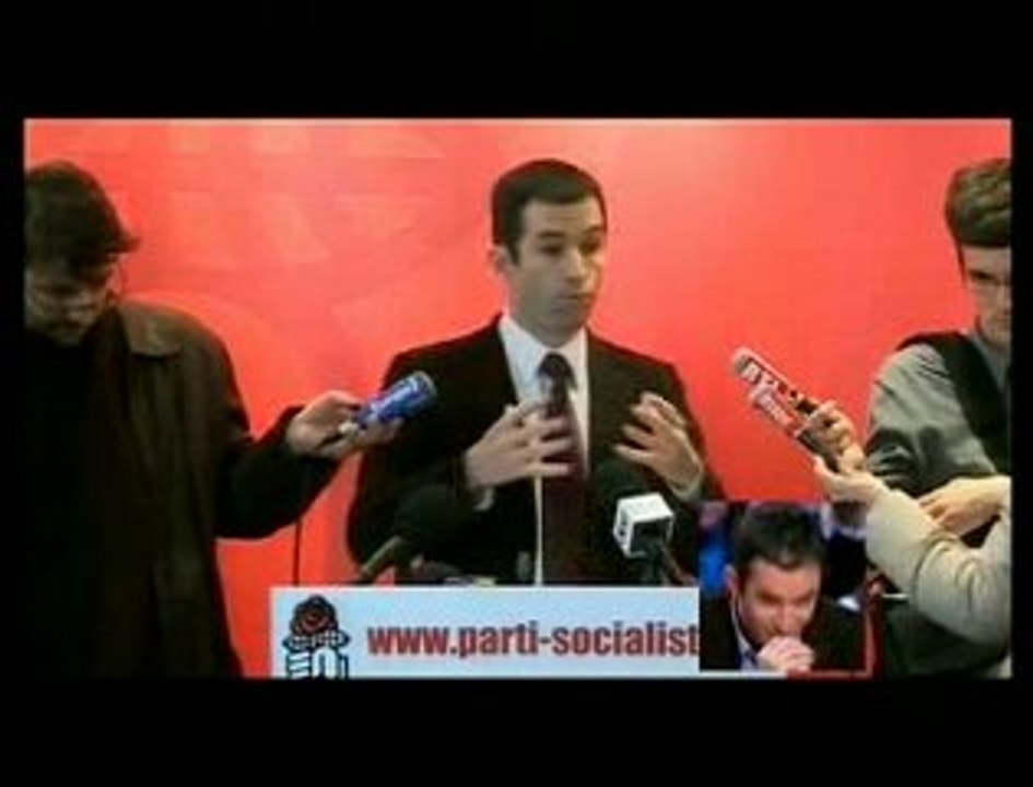 Doigt d'honneur discret de Benoît Hamon à Yann Barthes