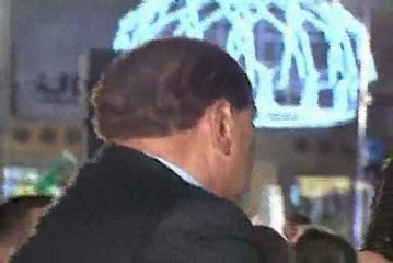 Берлускони оправляется после нападения