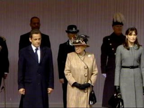 Carlamania. Le couple Sarkozy en visite au Royaume-Uni
