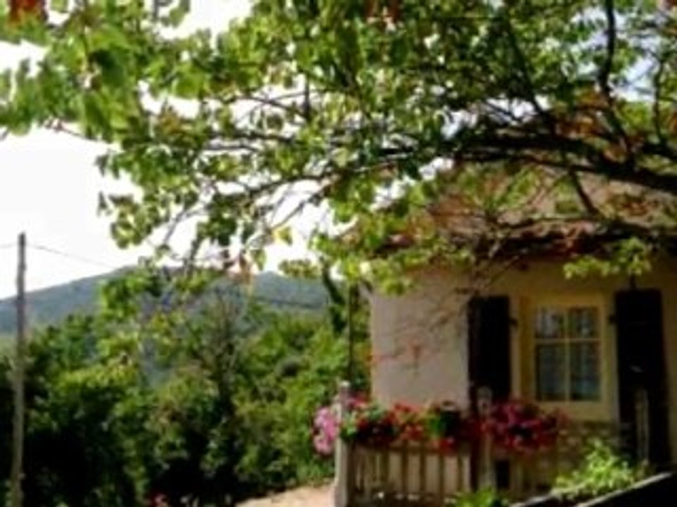 Sur le Causse Méjean, Hures la Parade_0002